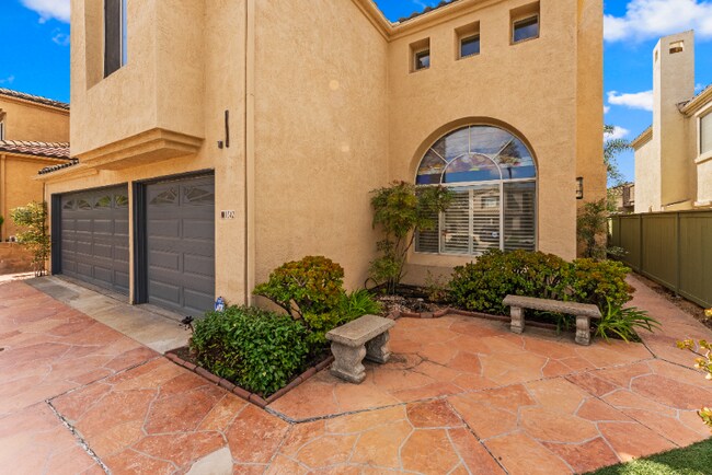Foto del edificio - 1542 Sapphire Ln