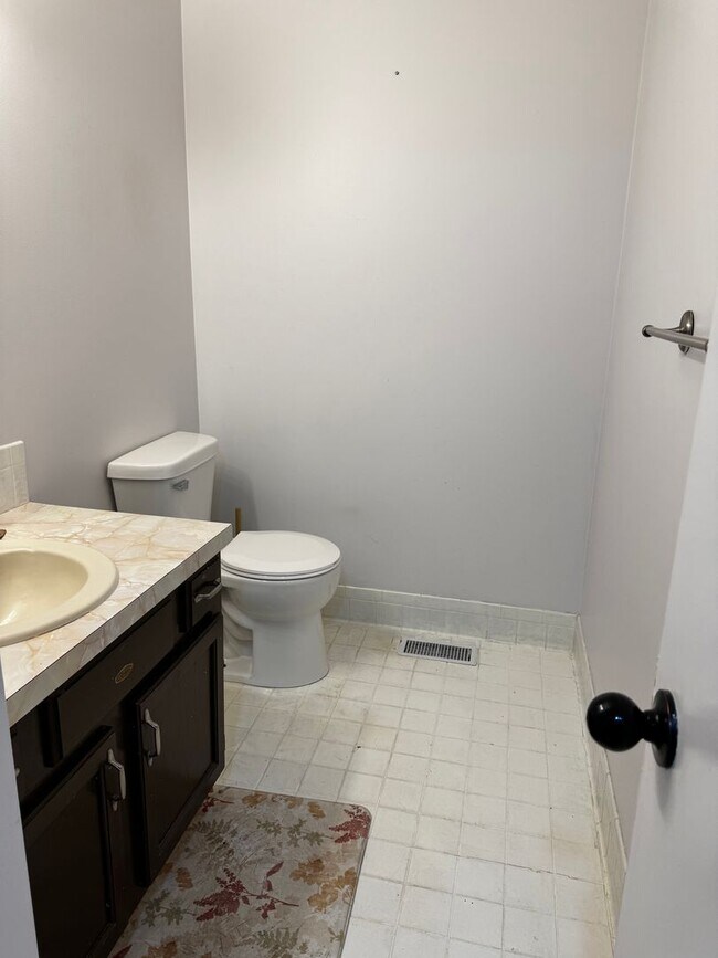 Foto del edificio - 3250 N Longfellow Ct