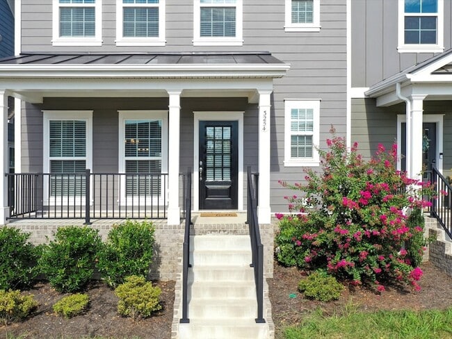 Building Photo - 3254 Tasker Dr