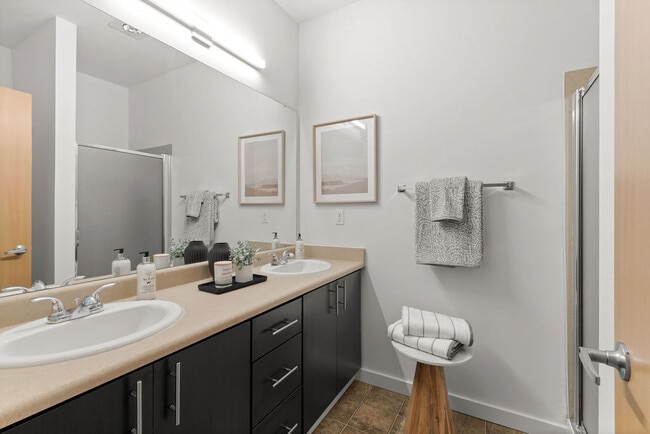 Building Photo - Tustin Apartment Homes