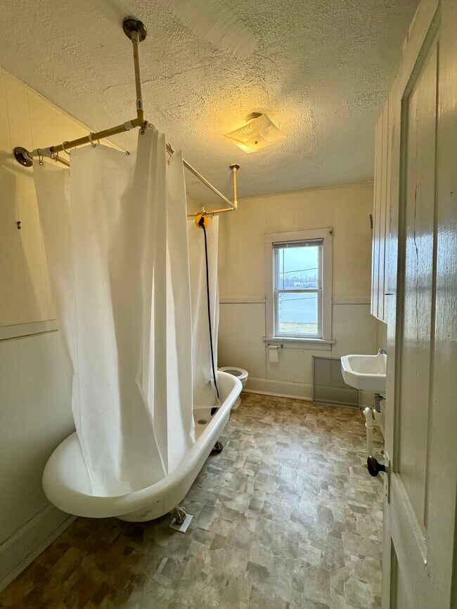 Foto del edificio - 409 W Hempstead Ave