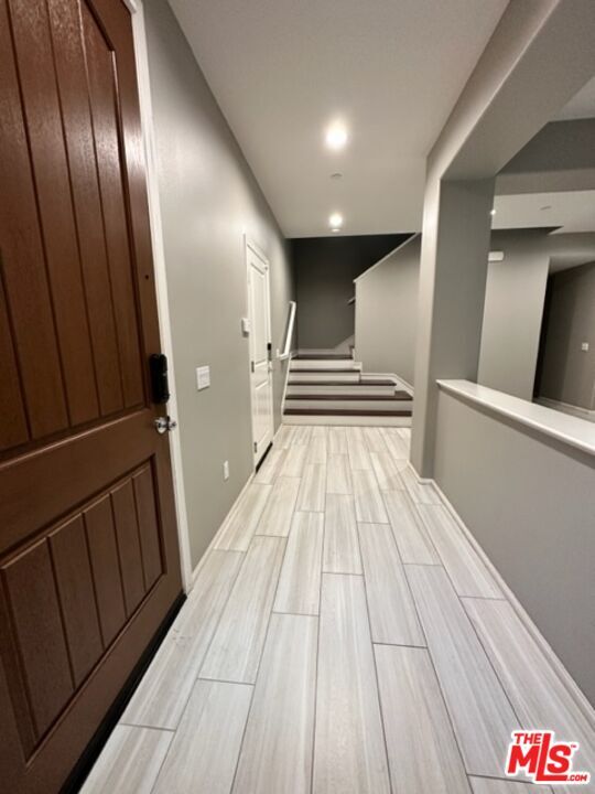 Foto del edificio - 17032 Cantlay St