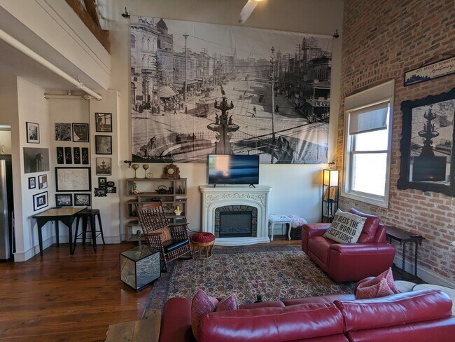 Foto del edificio - 246 N Court St