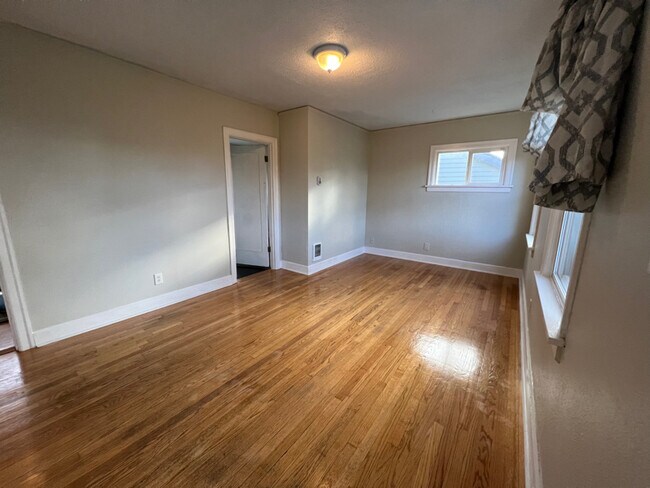 Building Photo - 2115 Wetmore Ave