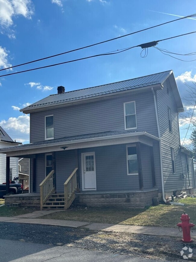 Building Photo - 145 Grove St