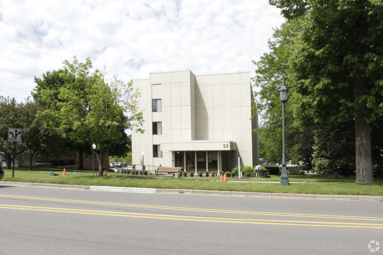 Building Photo - Rogue Valley Towers