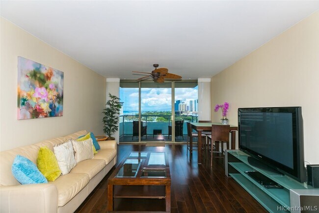 Photo - 1551 Ala Wai Blvd House