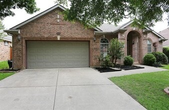 Building Photo - 1804 Arrow Wood Dr