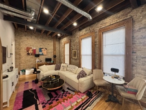 Building Photo - 3535 W Armitage Ave