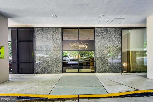 Building Photo - 5500 Friendship Blvd