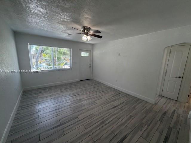 Building Photo - 2742 SW 32nd Ave