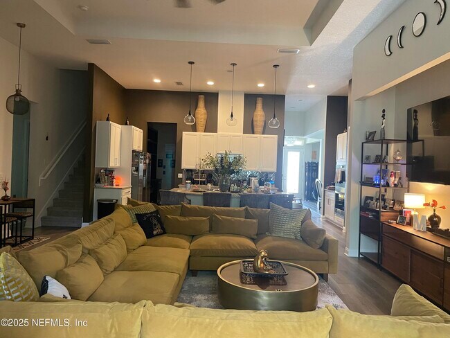 Foto del edificio - 1763 Colonial Dr