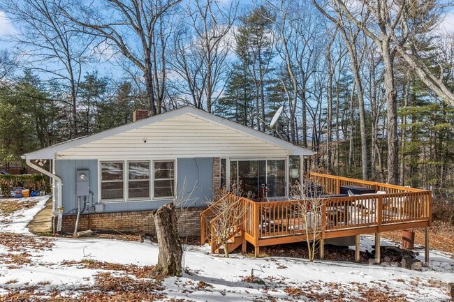Building Photo - 11 N Marley Dr