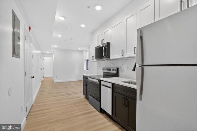 Foto del edificio - 712 N American St