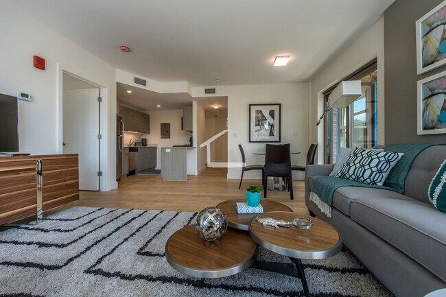Foto del edificio - Luxurious, Renovated Allston 2-Bed/2-Bath