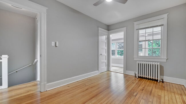 Building Photo - 616 Hamilton St NW