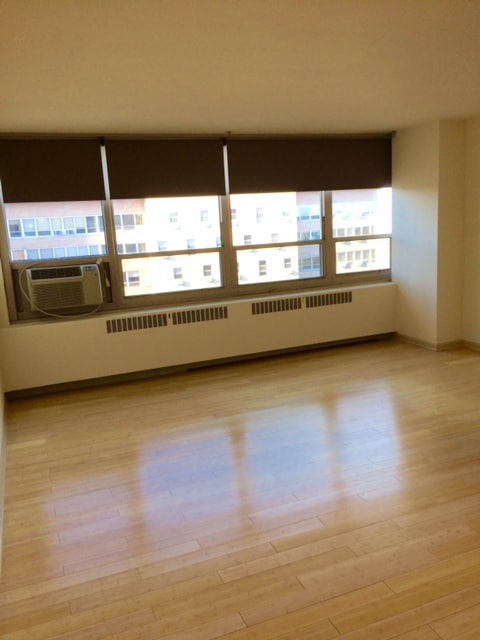 Foto del edificio - 3950 N Lake Shore Dr