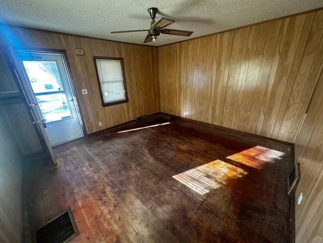 Foto del edificio - 6303 Sherman St