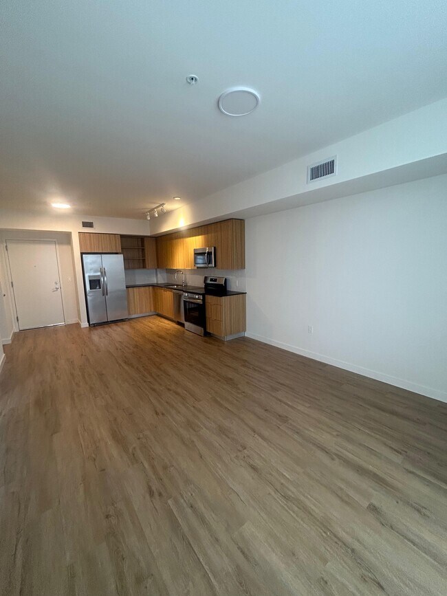 Foto del edificio - 981 E 28th St