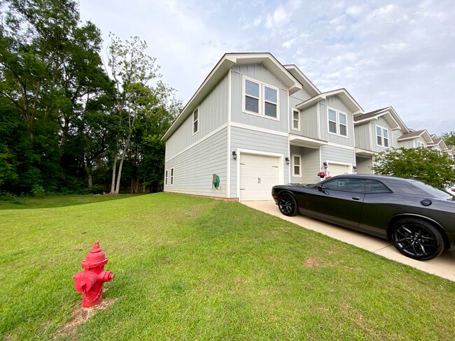 Vista lateral - 25806 Pollard Rd