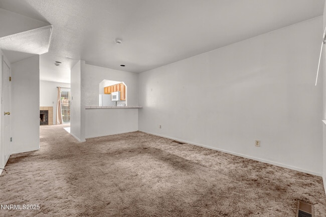 Building Photo - 2650 Plumas St