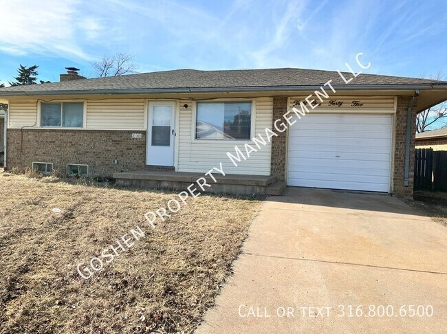 Building Photo - Comfy and Clean with Large Kitchen