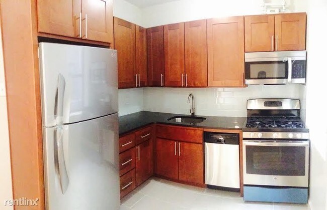 Building Photo - 552 W 163rd St