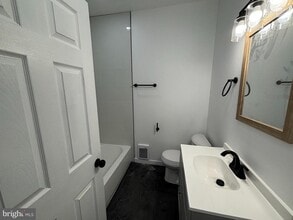 Building Photo - 3038 N 8th St