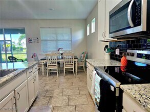 Building Photo - 3401 Acapulco Cir