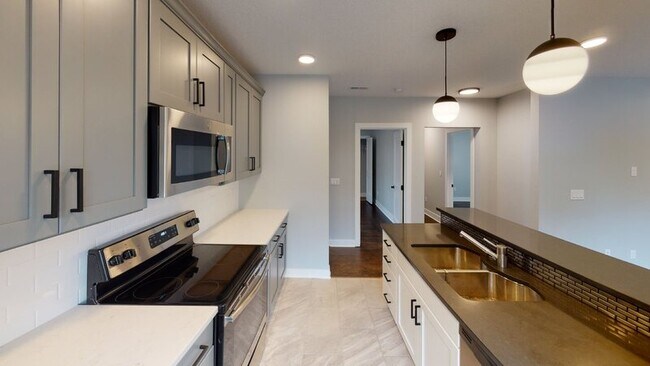 Foto del edificio - 1345 7th St