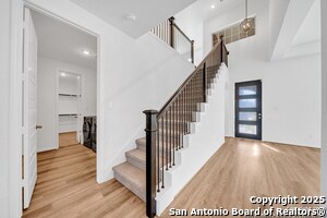 Foto del edificio - 4803 Park Leaf