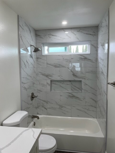 Foto del edificio - 20904 Bloomfield Ave