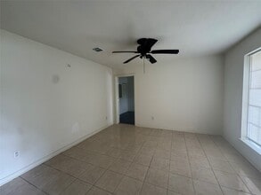 Building Photo - 1443 Willow Rock Rd