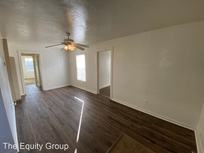 Building Photo - 3 br, 1 bath House - 829 Washington Street