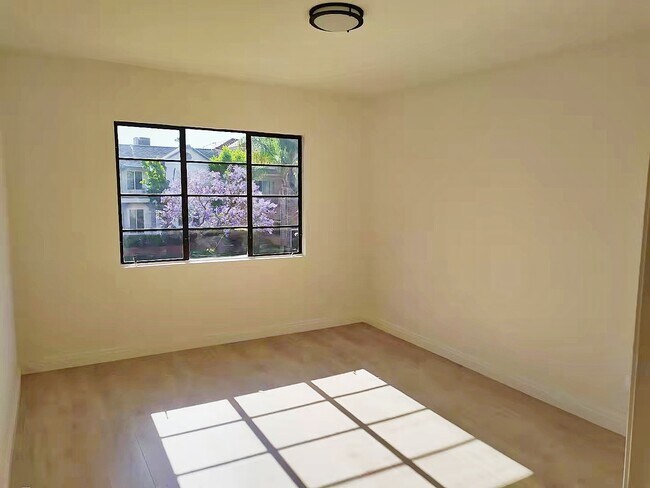 Foto del edificio - 505 N Louise St