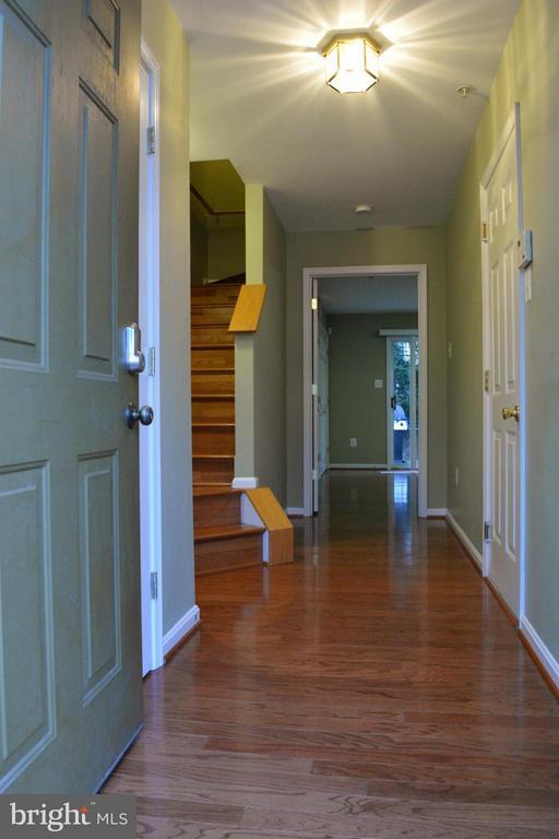 Building Photo - 6702 Tranquil Way