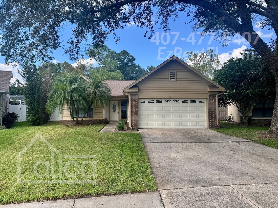 Primary Photo - Oviedo 3/2 w/ Fenced Yard and 2 Car Garage
