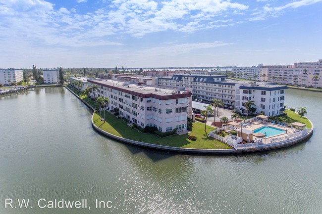 Foto del edificio - 6075 Shore Blvd S