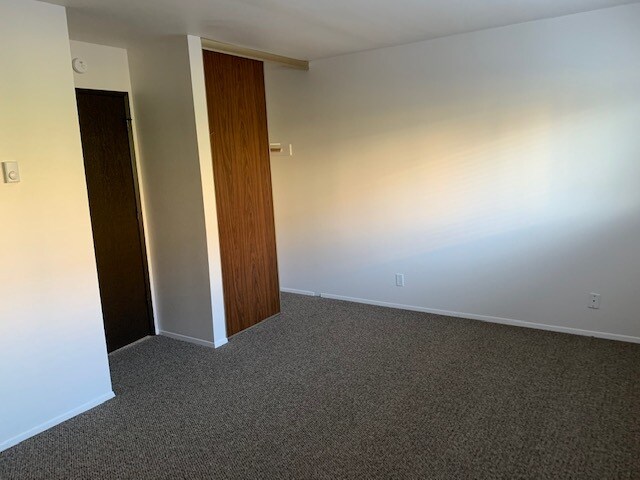 Building Photo - 2155 NW Mast Pl