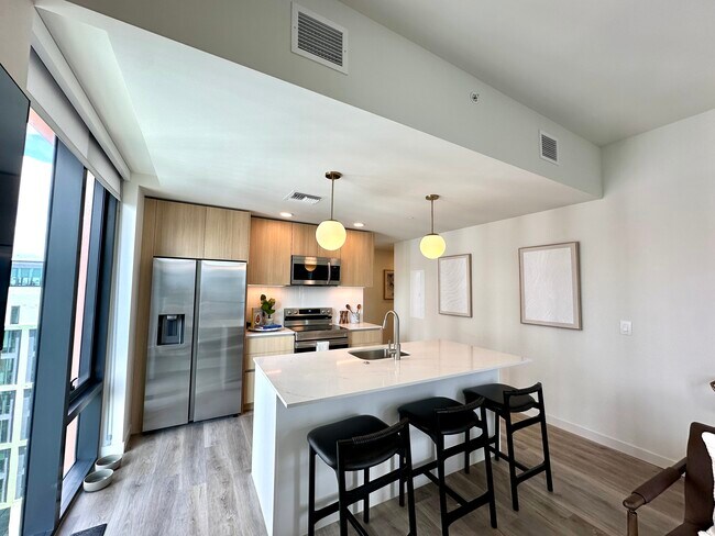 Foto del edificio - 244 NW 31st St