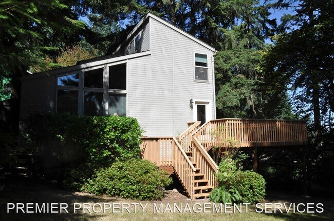 Building Photo - 3 br, 2.5 bath House - 2305 W 29th Ave.