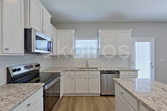 Building Photo - 155 Williams Ln