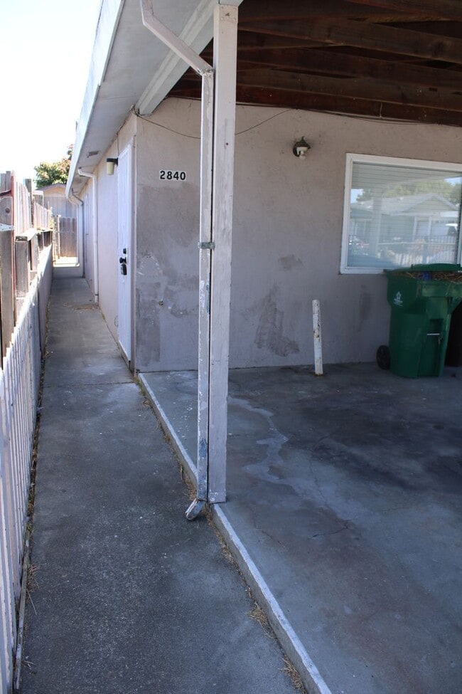 Foto del edificio - Three Bedroom, One Bathroom House in San P...