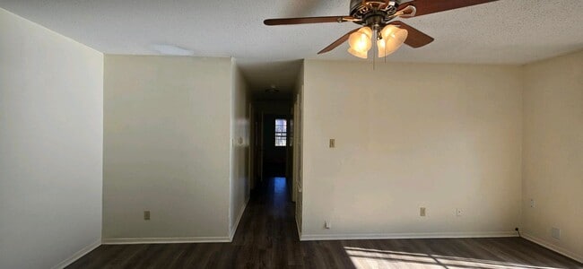 Foto del edificio - AVAILABLE! 2 Bedroom 2 Bath in Longview!