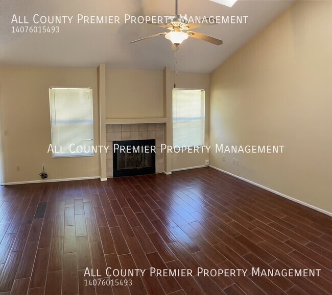 Foto del edificio - 474 Autumn Oaks Pl