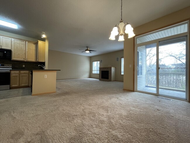 Building Photo - 18279 Key W Ct