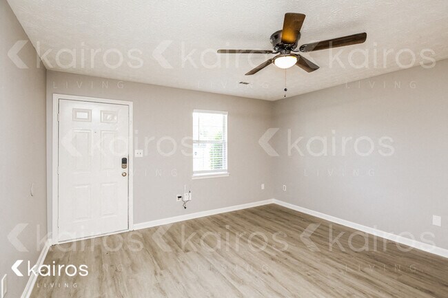 Foto del edificio - 208 Deer Pkwy