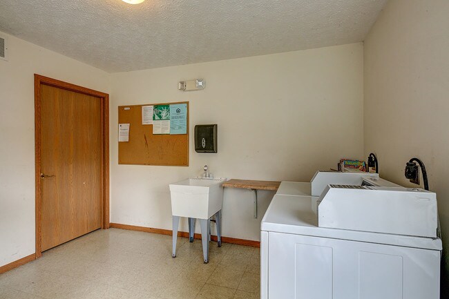 Pembrook Greene Apartments Lodi Oh Building Photo Pembrook Greene
