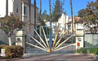 Building Photo - 5455 Sylmar Ave