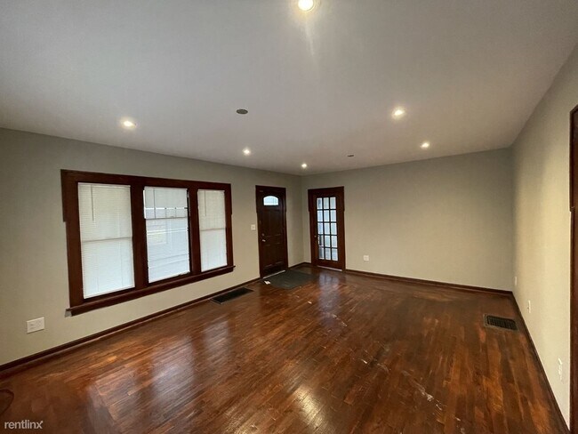 Foto del edificio - 3 br, 1 bath House - 925 S Holmes St